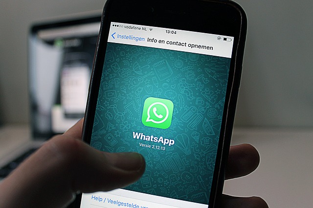 WhatsApp aneb komunikace online